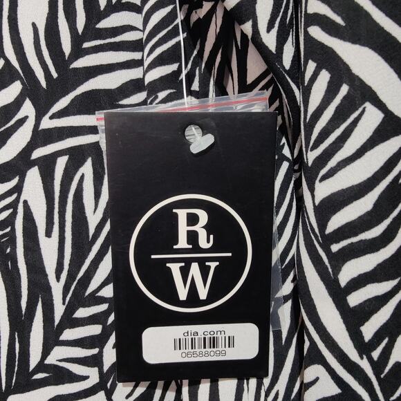 NWT Ryan Wythe Womens Plus Sz 1X Black White Button Up Shirt Flowy Lightweight - Picture 5 of 7